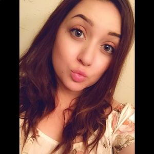 Meet your Posher, Dani